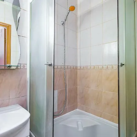 Apartment подобово на вул куліша 20 біля форуму в самому центрі *