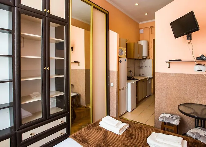 подобово на вул куліша 20 біля форуму в самому центрі Apartamento Leópolis