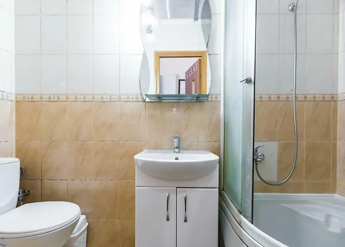 Apartment подобово на вул куліша 20 біля форуму в самому центрі Lviv